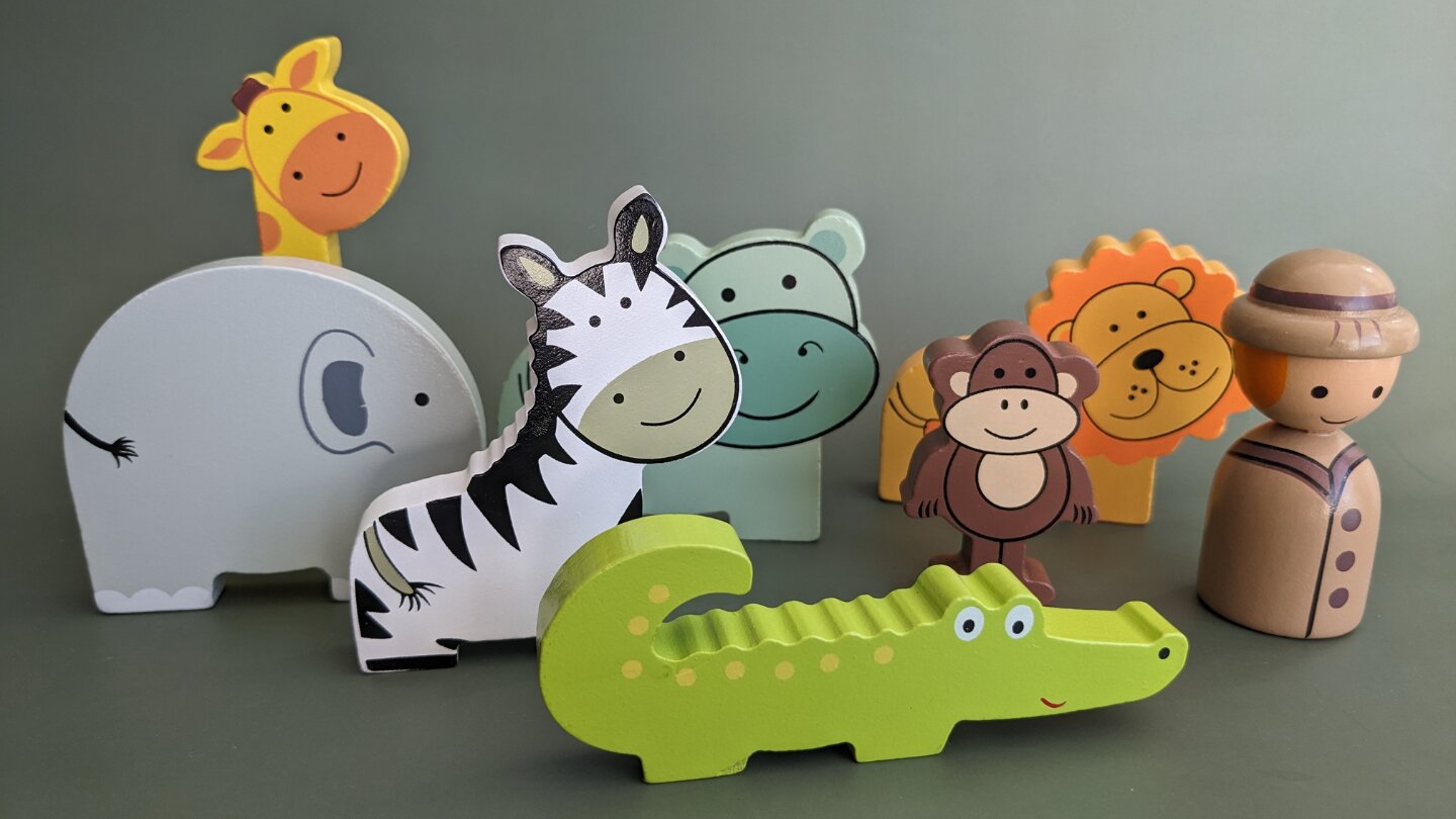 orange-tree-toys-safari-play-set
